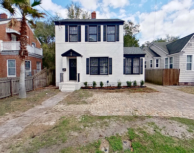 1651 Flagler Avenue - Photo Thumbnail 1