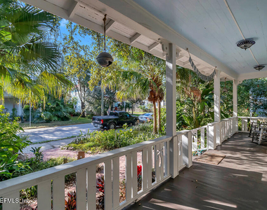68 Saragossa Street - Photo Thumbnail 1