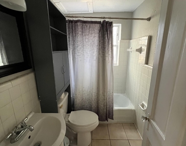 1653 Sheridan Street - Photo Thumbnail 8
