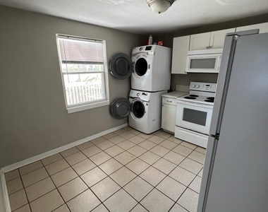 1653 Sheridan Street - Photo Thumbnail 2