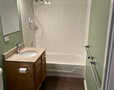 6538 S Kenwood Avenue - Photo Thumbnail 4