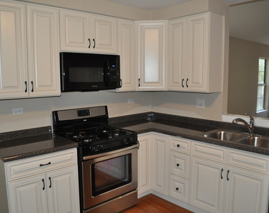 15 Whispering Drive - Photo Thumbnail 3