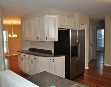 15 Whispering Drive - Photo Thumbnail 5