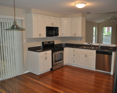 15 Whispering Drive - Photo Thumbnail 4