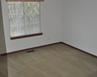 15 Whispering Drive - Photo Thumbnail 19