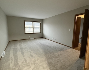 45 Spuhler Street - Photo Thumbnail 10
