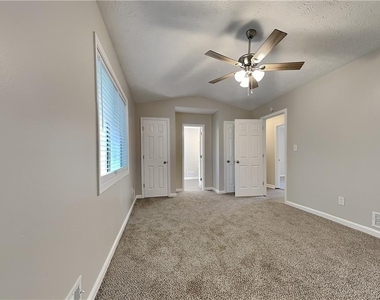 3500 Quail Hollow Trail - Photo Thumbnail 6