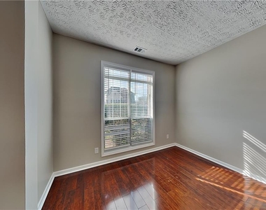 2730 Jona Trail - Photo Thumbnail 1