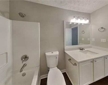 2730 Jona Trail - Photo Thumbnail 15