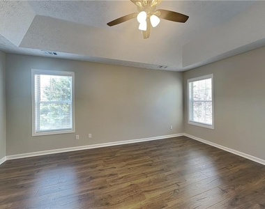 2730 Jona Trail - Photo Thumbnail 5