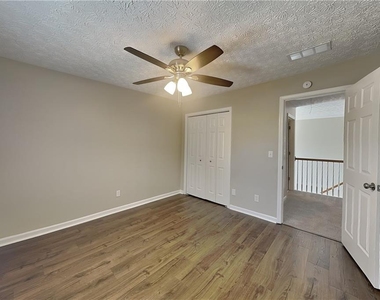 2730 Jona Trail - Photo Thumbnail 9