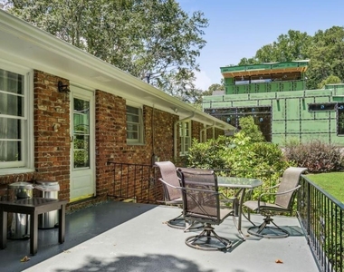 4379 Tree Haven Drive Ne - Photo Thumbnail 21