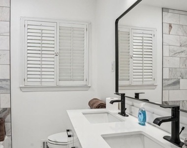 4379 Tree Haven Drive Ne - Photo Thumbnail 6