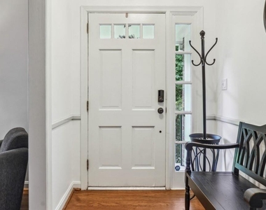 4379 Tree Haven Drive Ne - Photo Thumbnail 1