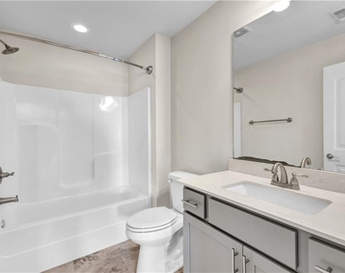 212 Blue Point - Photo Thumbnail 35