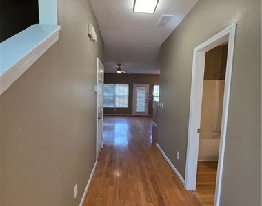 7067 Brookview Circle - Photo Thumbnail 7