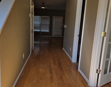 7067 Brookview Circle - Photo Thumbnail 2