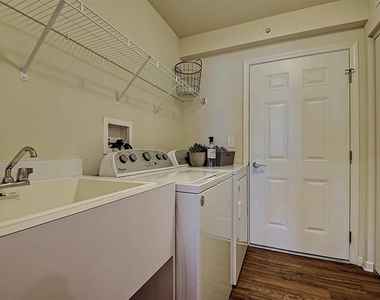 4227 Pond Willow Road - Photo Thumbnail 10