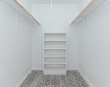 4400 Memorial Drive - Photo Thumbnail 17