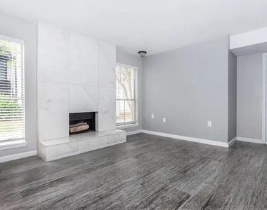 4400 Memorial Drive - Photo Thumbnail 15