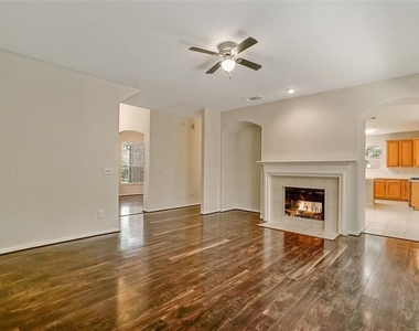 18 Beckett Hill Place - Photo Thumbnail 7
