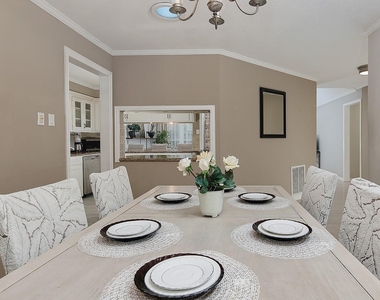 99 N Deerfoot Circle - Photo Thumbnail 4