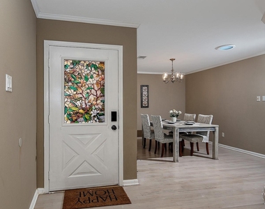 99 N Deerfoot Circle - Photo Thumbnail 2