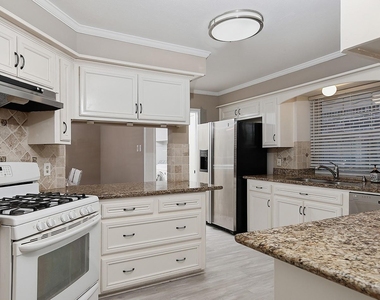 99 N Deerfoot Circle - Photo Thumbnail 10