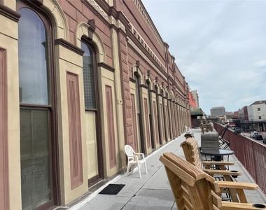 2118 Strand Street - Photo Thumbnail 7