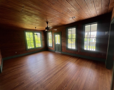 618 Bayridge Road - Photo Thumbnail 11