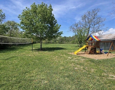 618 Bayridge Road - Photo Thumbnail 47