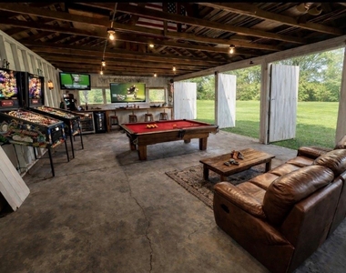 618 Bayridge Road - Photo Thumbnail 44