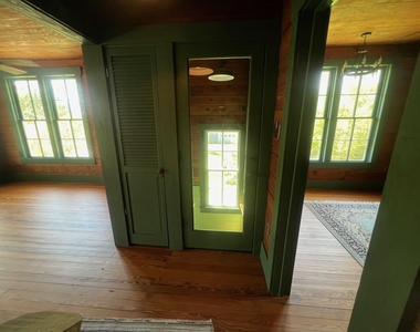 618 Bayridge Road - Photo Thumbnail 19