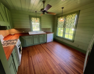 618 Bayridge Road - Photo Thumbnail 15
