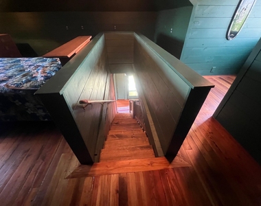618 Bayridge Road - Photo Thumbnail 30
