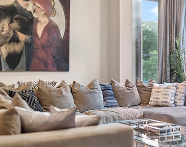 4413 Eli Street - Photo Thumbnail 2