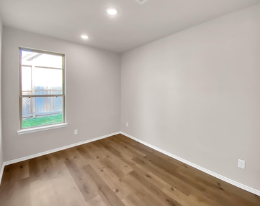 9770 Blackgum Drive - Photo Thumbnail 13