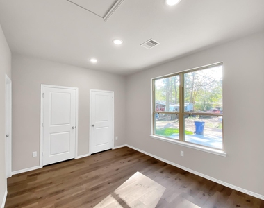 9770 Blackgum Drive - Photo Thumbnail 10