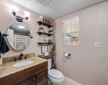 922 Gilpin Street - Photo Thumbnail 20