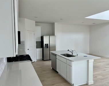 5735 Blue Grama Drive - Photo Thumbnail 5
