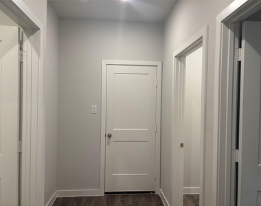 5735 Blue Grama Drive - Photo Thumbnail 12