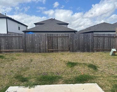 5735 Blue Grama Drive - Photo Thumbnail 31