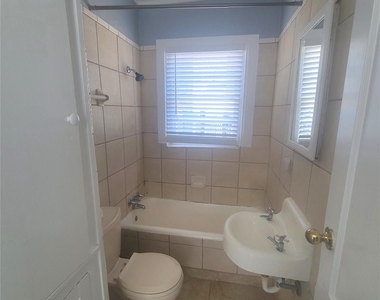 4414 Woodside Street - Photo Thumbnail 10