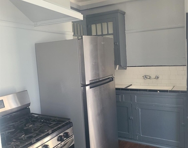 4414 Woodside Street - Photo Thumbnail 5