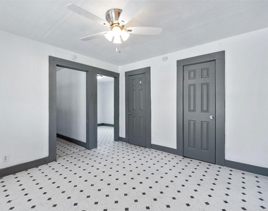 2217 Stevens Street - Photo Thumbnail 8