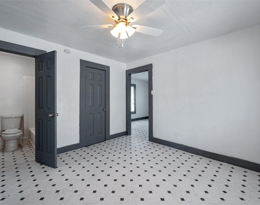 2217 Stevens Street - Photo Thumbnail 10