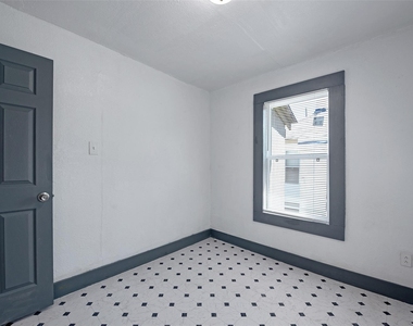2217 Stevens Street - Photo Thumbnail 14