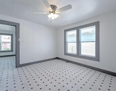2217 Stevens Street - Photo Thumbnail 9