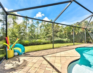 7755 Martino Circle - Photo Thumbnail 26