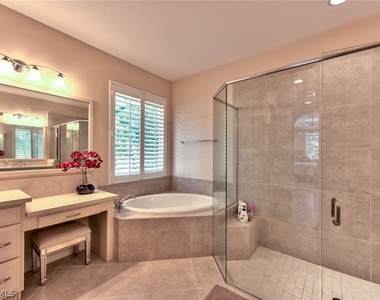 7755 Martino Circle - Photo Thumbnail 15